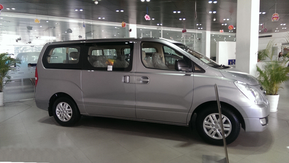 Starex Hyundai Trường Chinh - Đại lý giá tốt nhất. Liên hệ Minh Tuyến - 0911 111 022