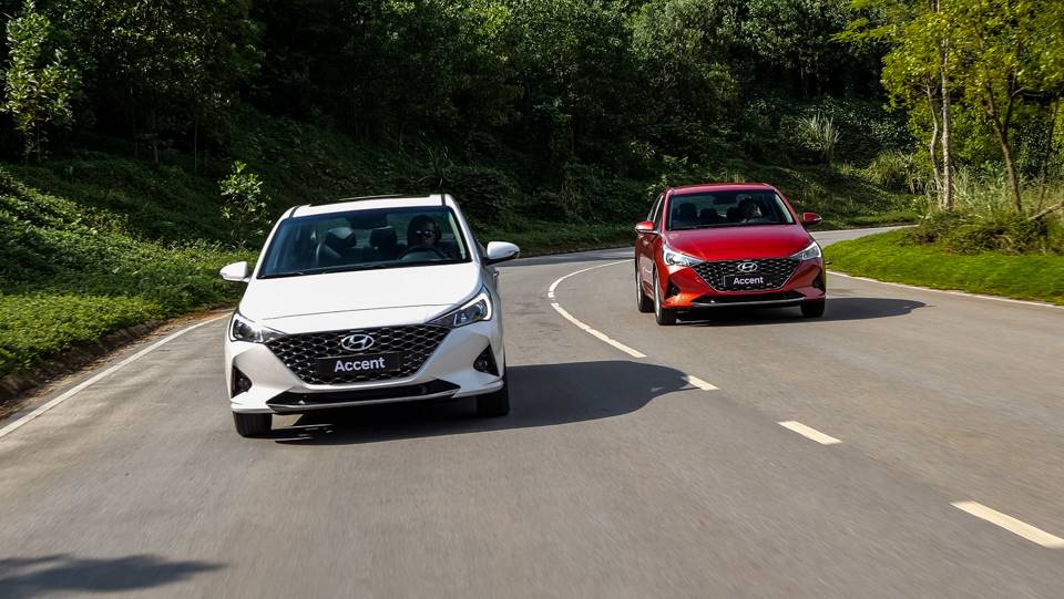 hyundai-accent-0-copy--hBWLhN8Soo.jpg